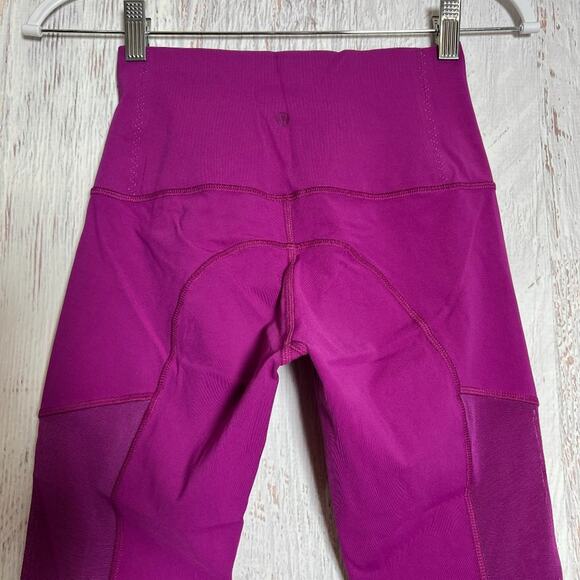 Lululemon Hot To Street Crop Legging SIZE 4 Regal Plum Full-On Luxtreme Mesh - Picture 9 of 13